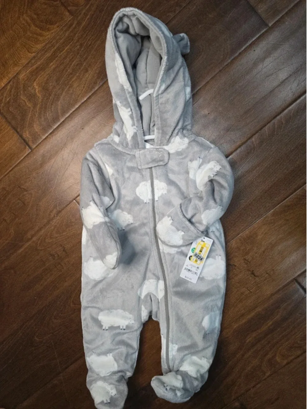 3m brand new snow suit from carter's item 224G1